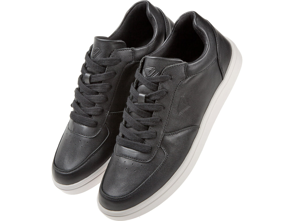 Diamant BEAT Tanzsneaker Schwarz Weiß Detailansicht SpinPoint